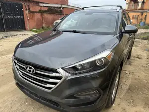 Hyundai Tucson Limited FWD 2017 Green