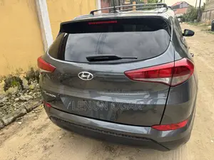 Hyundai Tucson Limited FWD 2017 Green