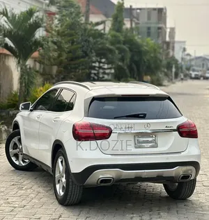 Mercedes-Benz GLA 250 2019 White