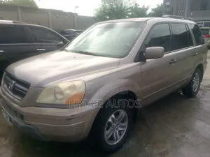 Honda Pilot 2004 Gold