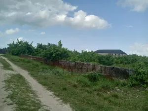 5 Acres of Lands for Sale