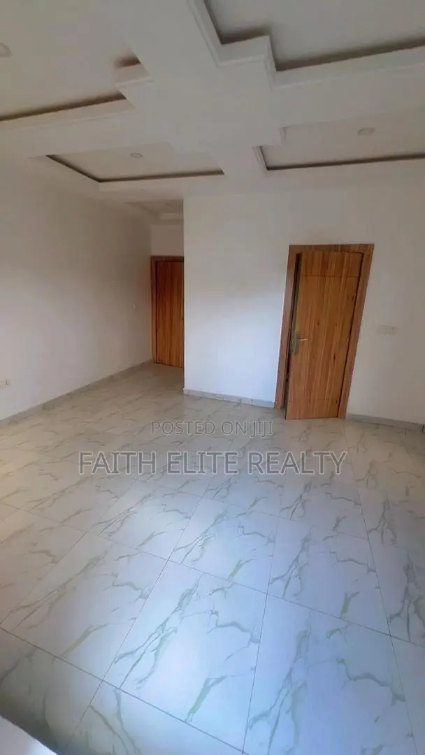 5bdrm Duplex in Ikate for rent