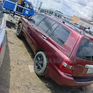 Toyota Highlander 2005 Red