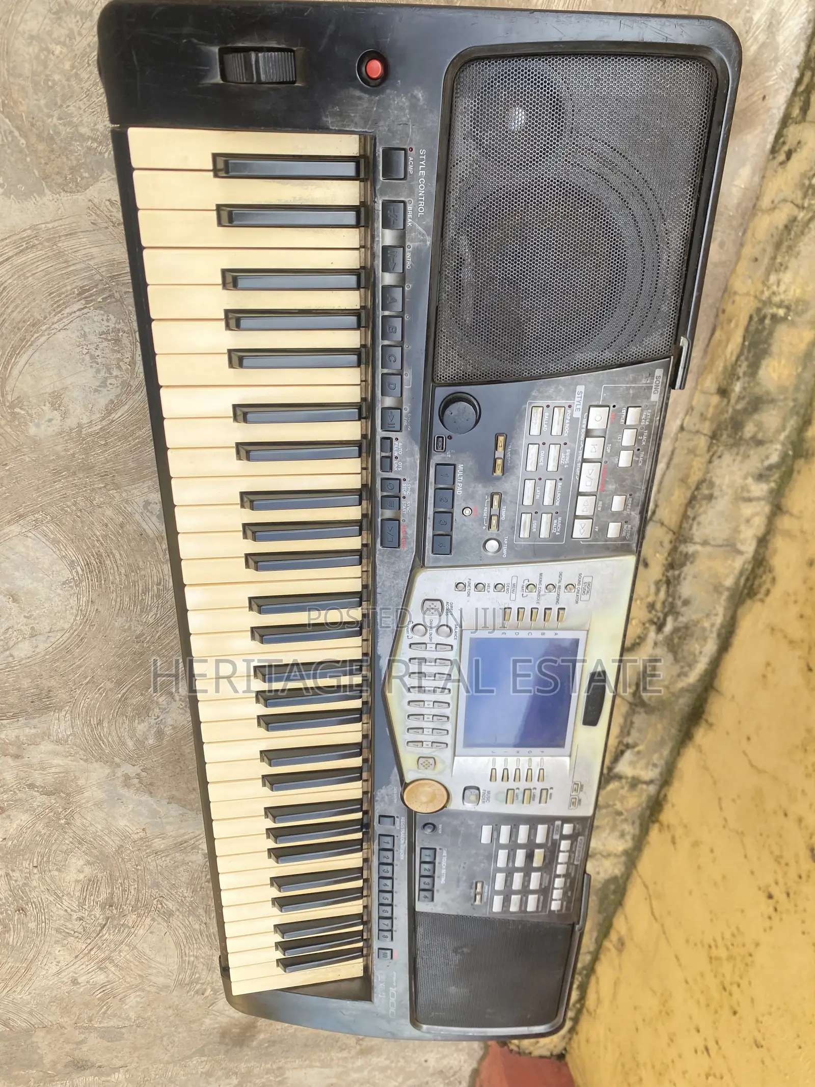 Used Yamaha PSR 1000