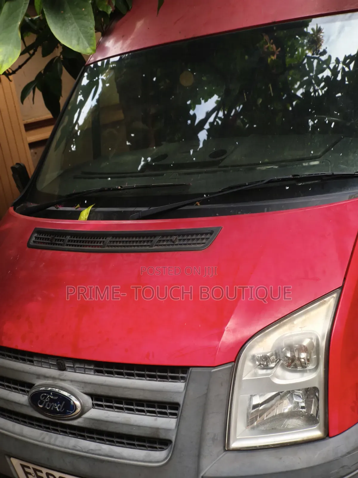 Ford E350 2009 Red