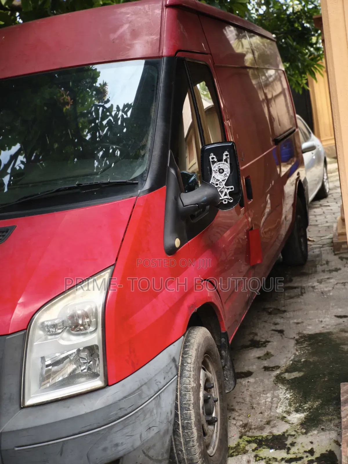 Ford E350 2009 Red