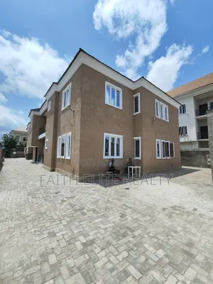 3bdrm Apartment in Olokonla, Sangotedo for rent