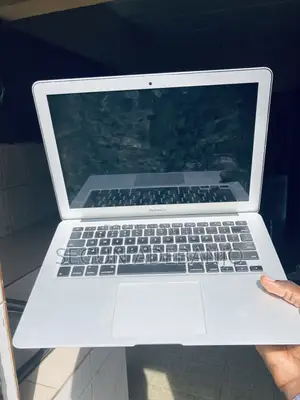 Laptop Apple MacBook Air 2013 4GB Intel Core i5 SSD 128GB