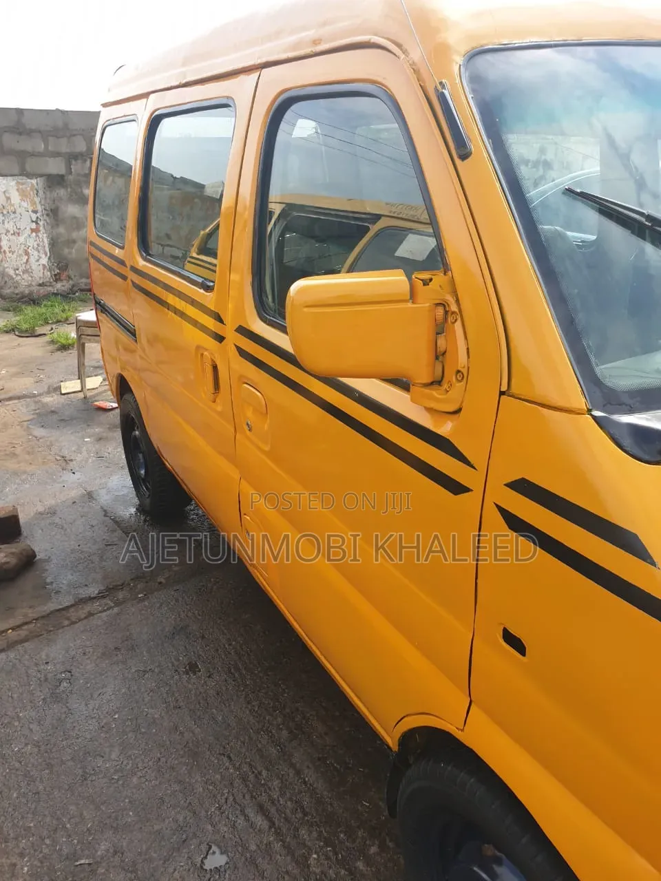 Suzuki Every 2010 Yellow