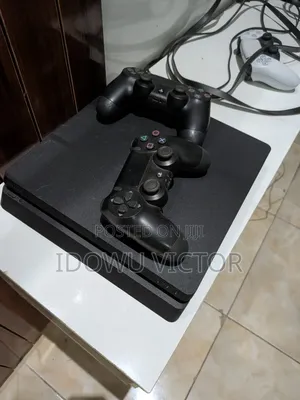 Sony Playstation 4 Slim