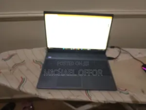 Laptop HP Pavilion 15-cs3063cl 16GB Intel Core i7 SSD 256GB