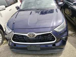 Toyota Highlander 2020 Blue