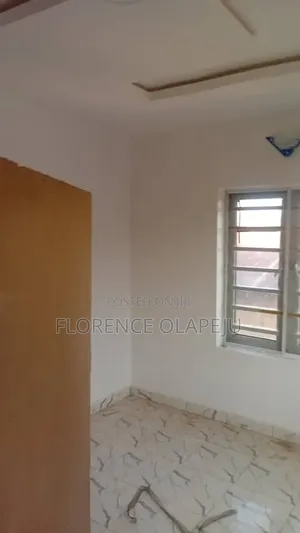 3bdrm Block of Flats in Idi Ahun, Akala Express for rent