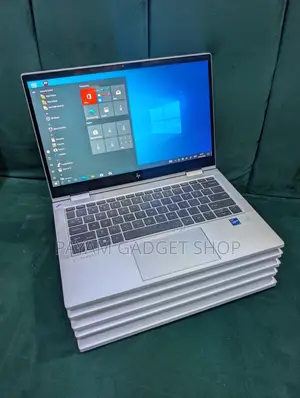 Laptop HP EliteBook 830 G8 16GB Intel Core i7 SSD 512GB