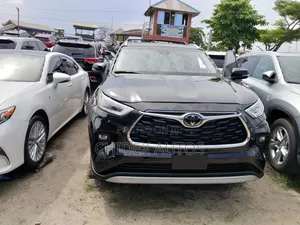 Toyota Highlander 2021 Black