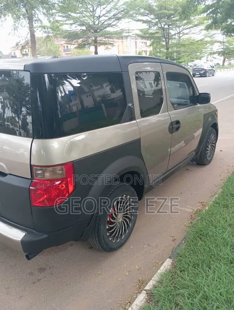 Honda Element 2006 Gray