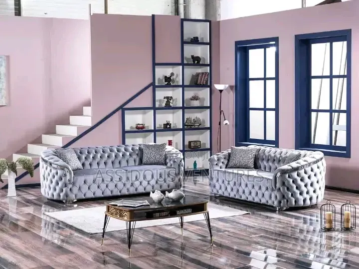 Sophisticated High Quality Sofa Chairs