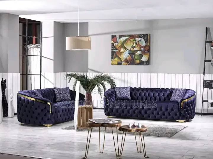 Sophisticated High Quality Sofa Chairs