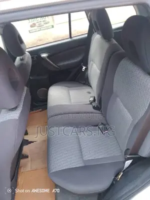 Toyota RAV4 2005 Silver