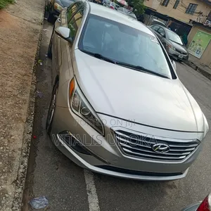 Hyundai Sonata Sport Sedan FWD (2.4L 4cyl 6A) 2016 Silver