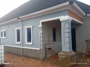 3bdrm Bungalow in Olakunle, Molete for sale