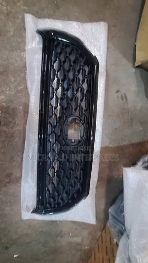 Front Grille Toyota Corolla Cross