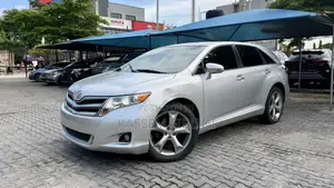 Toyota Venza XLE FWD 2013 Silver
