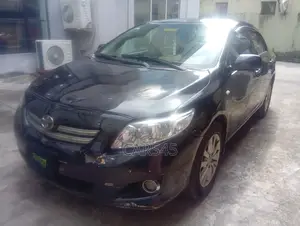Toyota Corolla 2010 Black