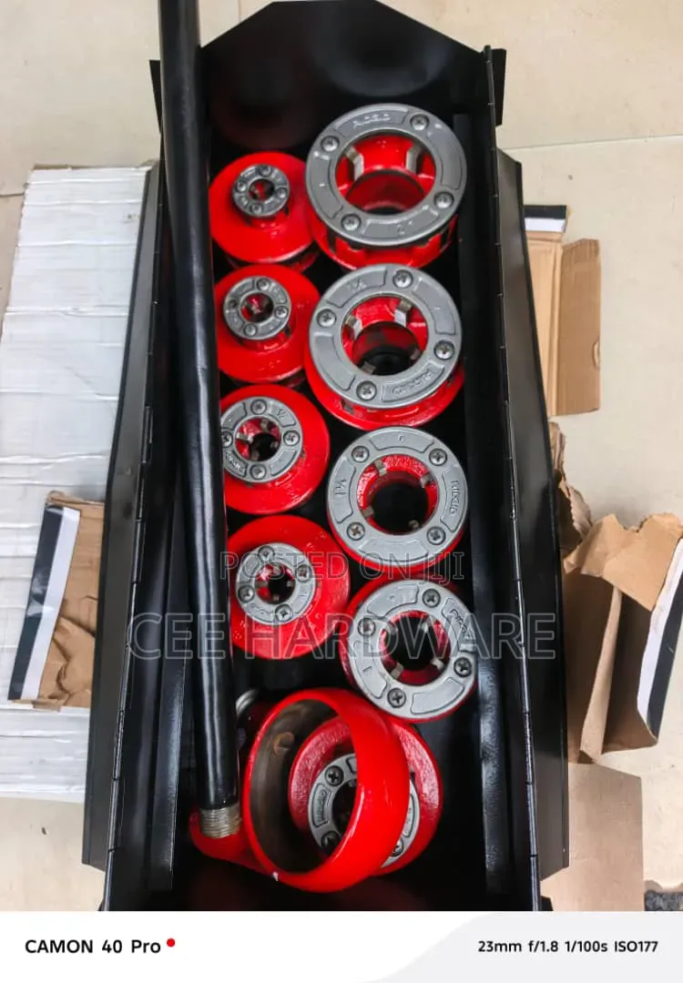 Rigid Ratcheting Pipe Threading