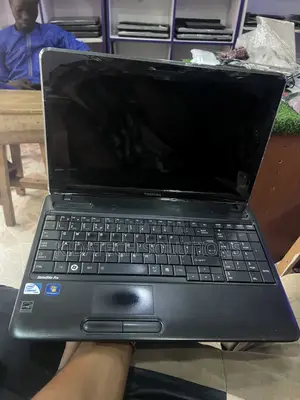 Laptop Toshiba Satellite Pro C650 4GB Intel Celeron HDD 500GB
