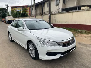 Honda Accord EX-L 4dr Sedan FWD (2.4L 4cyl 2A) 2016 White