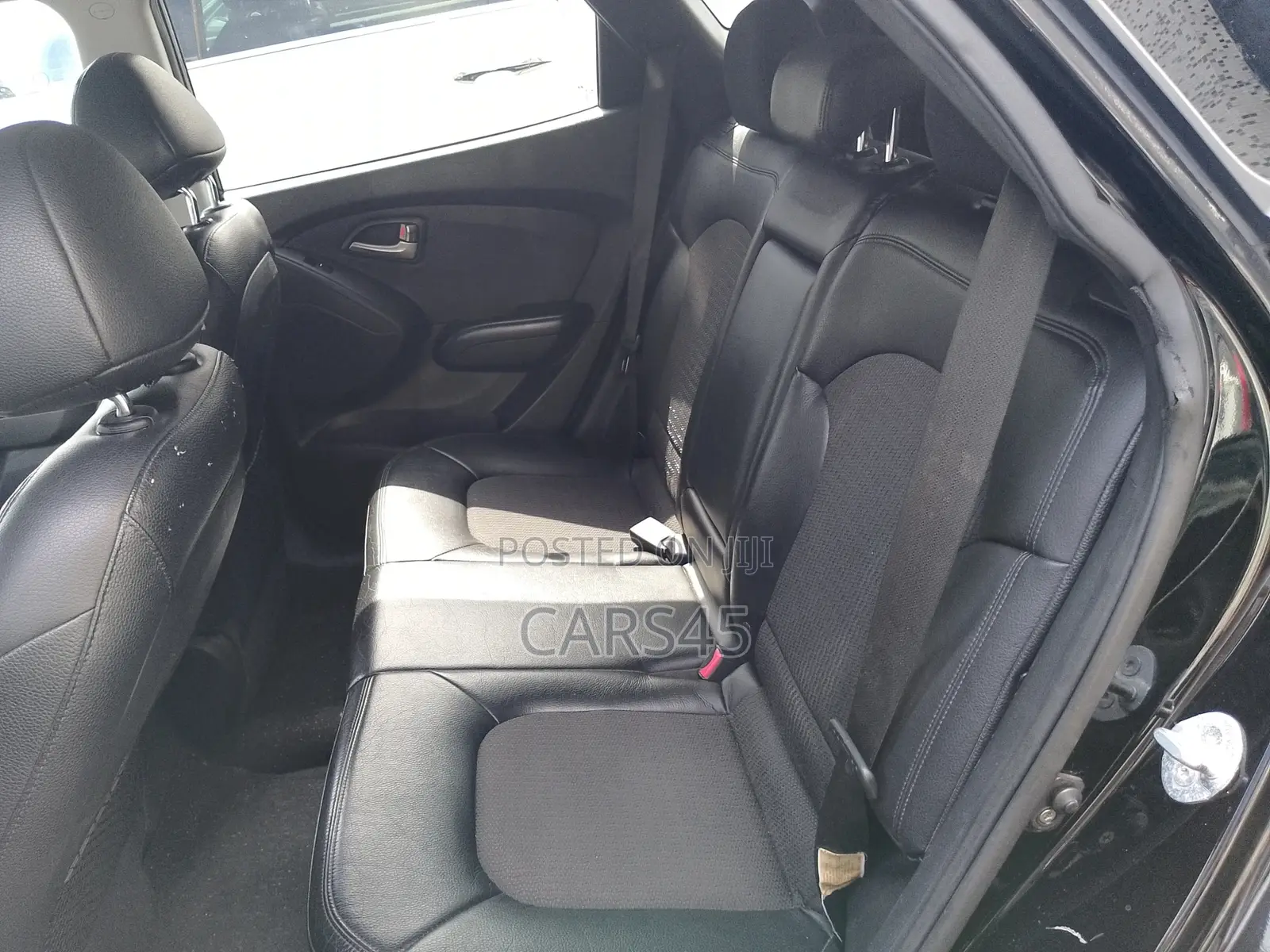 Hyundai Tucson 2011 Black