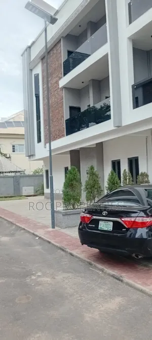 6bdrm Duplex in Durumi for rent