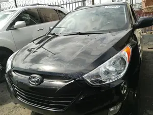 Hyundai Tucson 2011 Black
