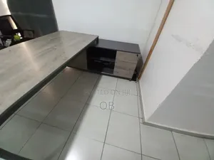 Executive Office Table With Extension