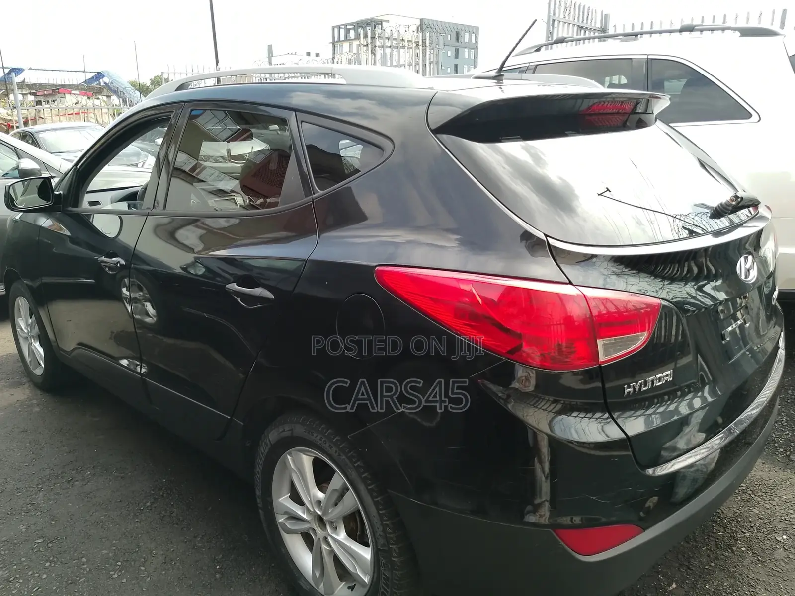 Hyundai Tucson 2011 Black