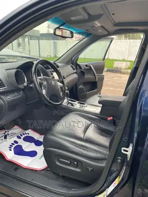 Toyota Highlander 2013 Blue