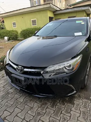 Toyota Camry SE 4dr Sedan (2.5L 4cyl 6A) 2017 Black