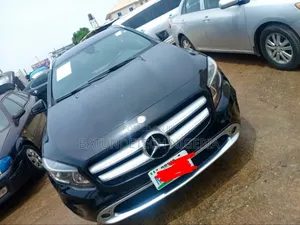Mercedes-Benz GLA-Class 2016 Blue