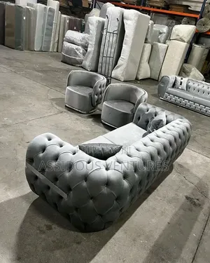 Sophisticated High Quality Home Sofa Chair