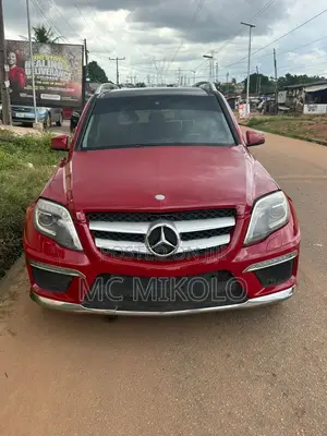Mercedes-Benz GLK-Class 350 4MATIC 2010 Red