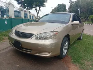 Toyota Camry 2002 Gray