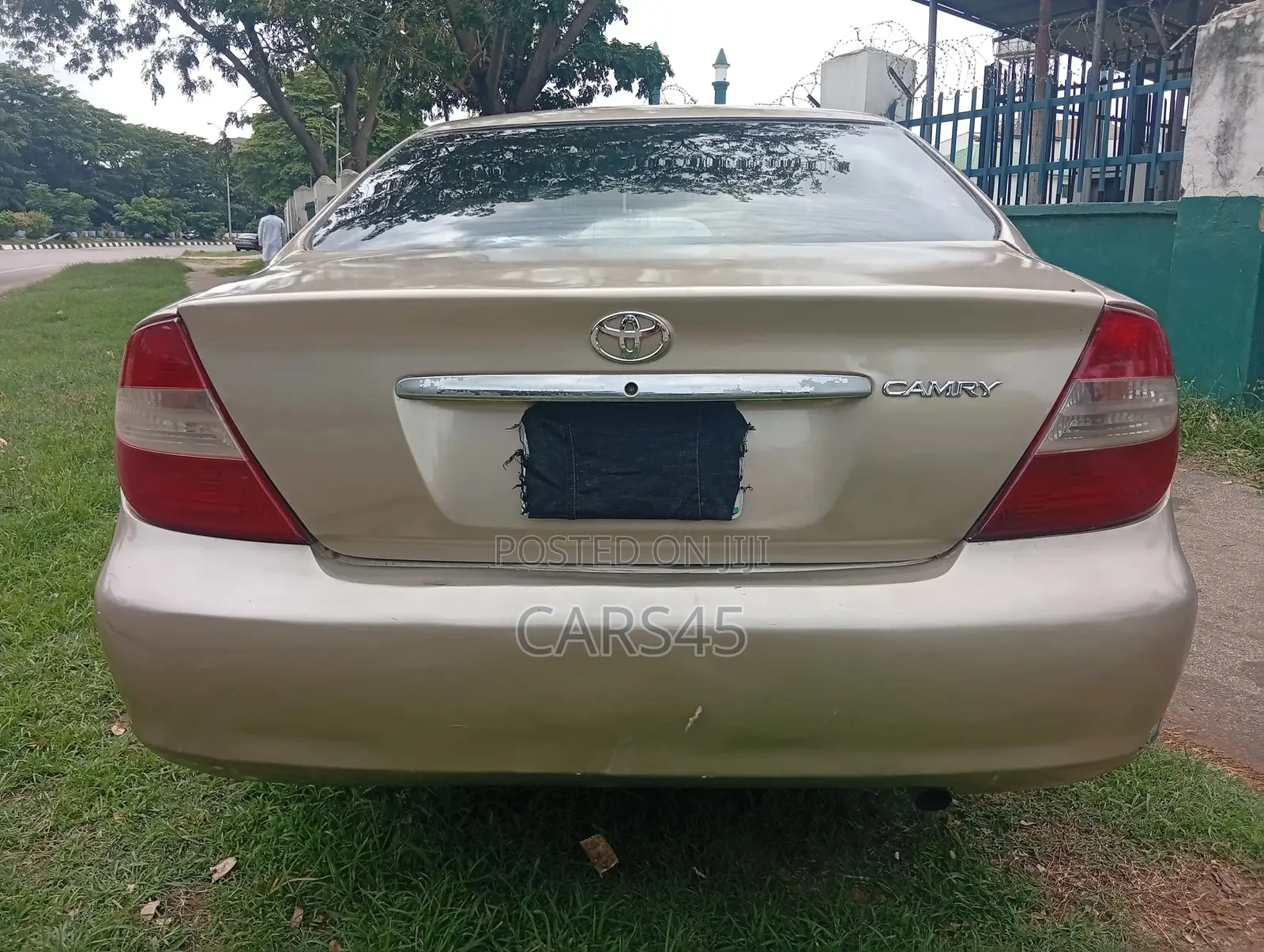 Toyota Camry 2002 Gray