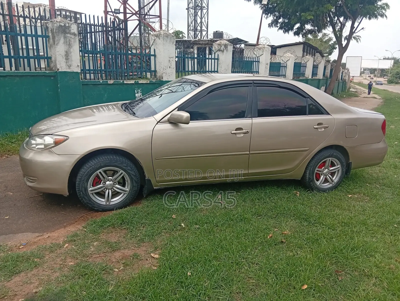 Toyota Camry 2002 Gray