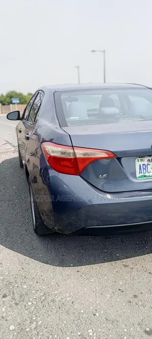 Toyota Corolla 2015 Blue