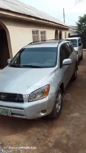 Toyota RAV4 Limited V6 4x4 2009 Silver