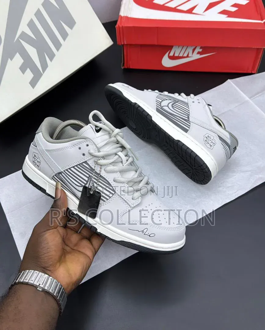 Original *Nike Sb Dunk Low Sneakers