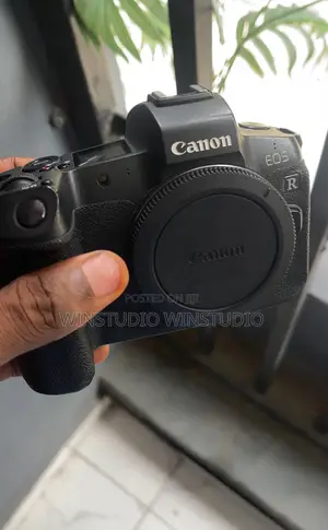 Canon Eos R