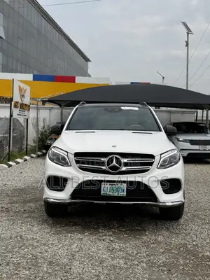 Mercedes-Benz GLE-Class GLE 350d 4MATIC 2018 White