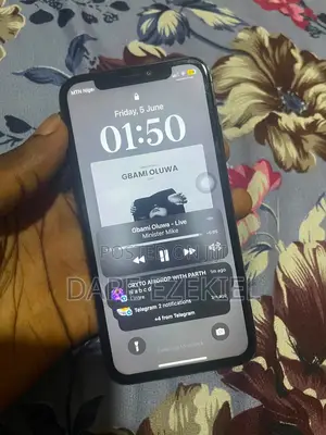 Apple iPhone X 64 GB Black
